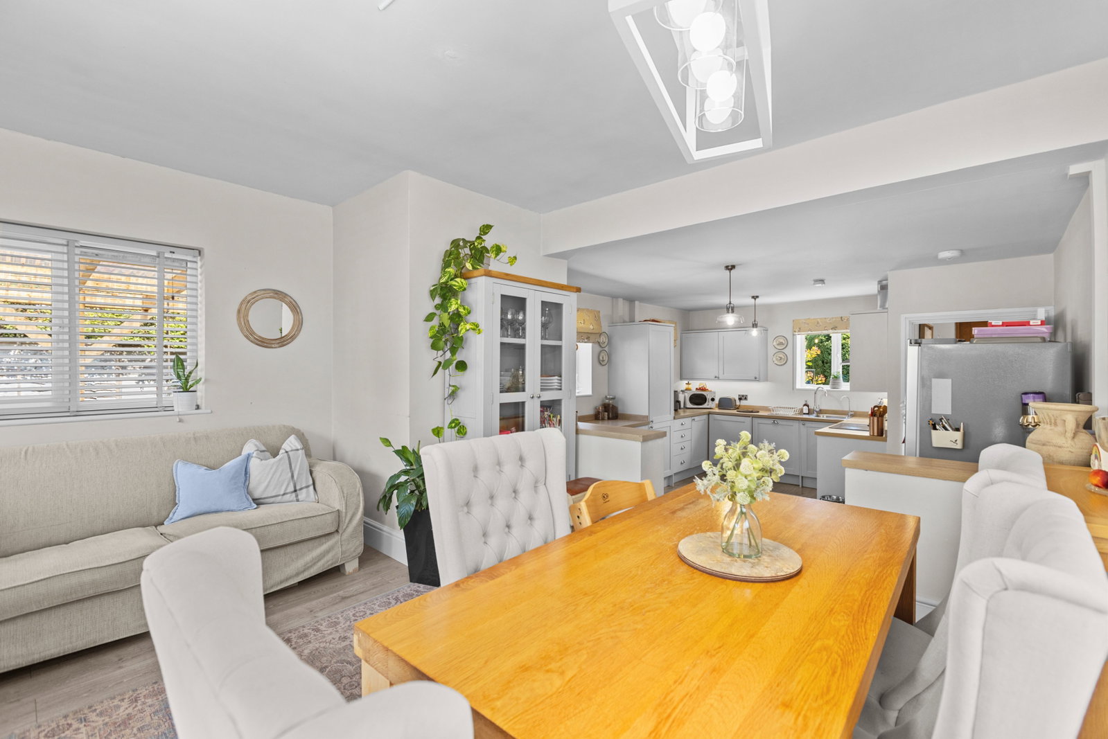 3 bed detached house for sale in The Street, Shalford, GU4  - Property Image 4