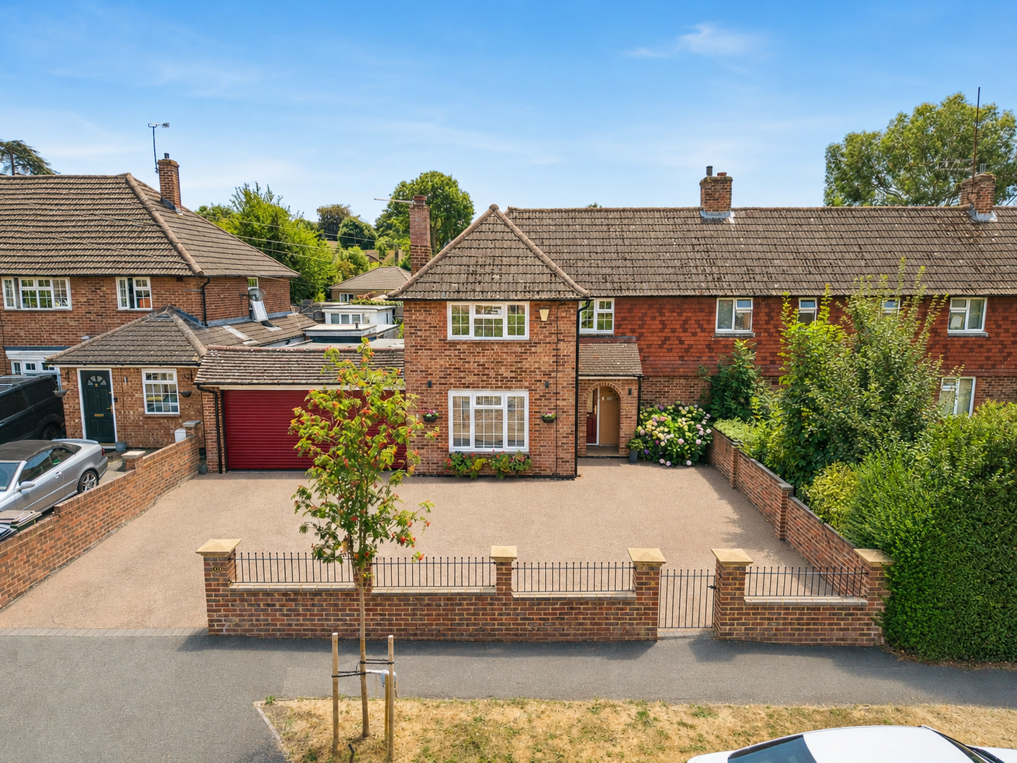 3 bed end of terrace house for sale in Lower Shott, Bookham, KT23