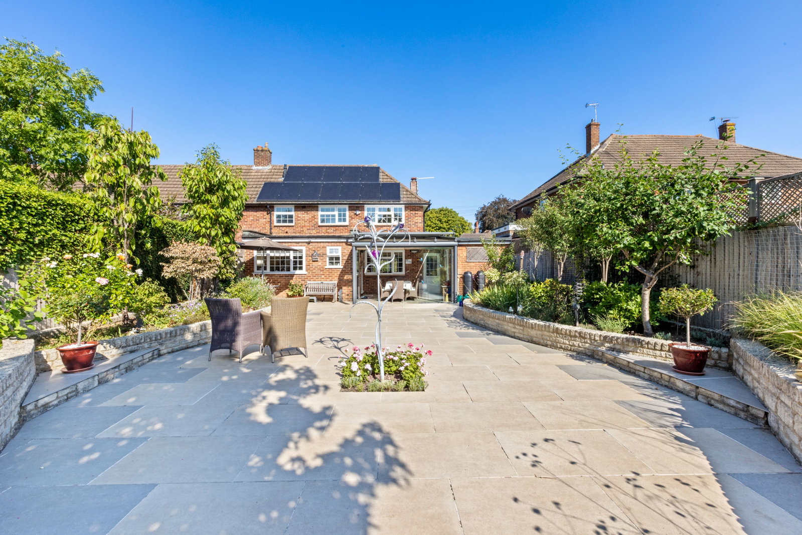3 bed end of terrace house for sale in Lower Shott, Bookham, KT23  - Property Image 17