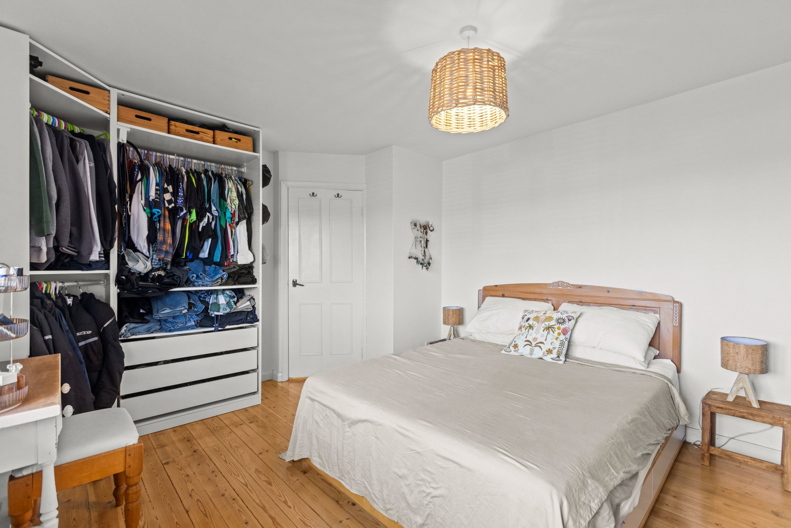 3 bed detached house for sale in Norwood Road, Effingham  - Property Image 16