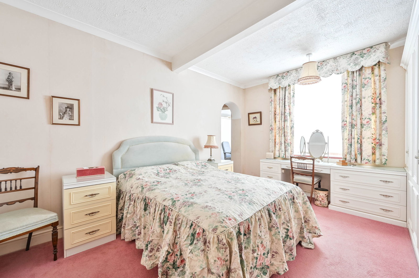 3 bed bungalow for sale in The Park, Bookham  - Property Image 14