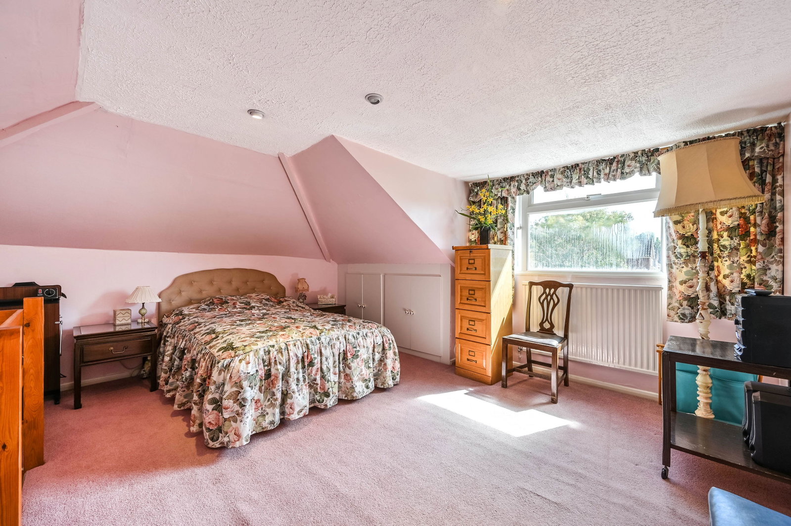 3 bed bungalow for sale in The Park, Bookham  - Property Image 18