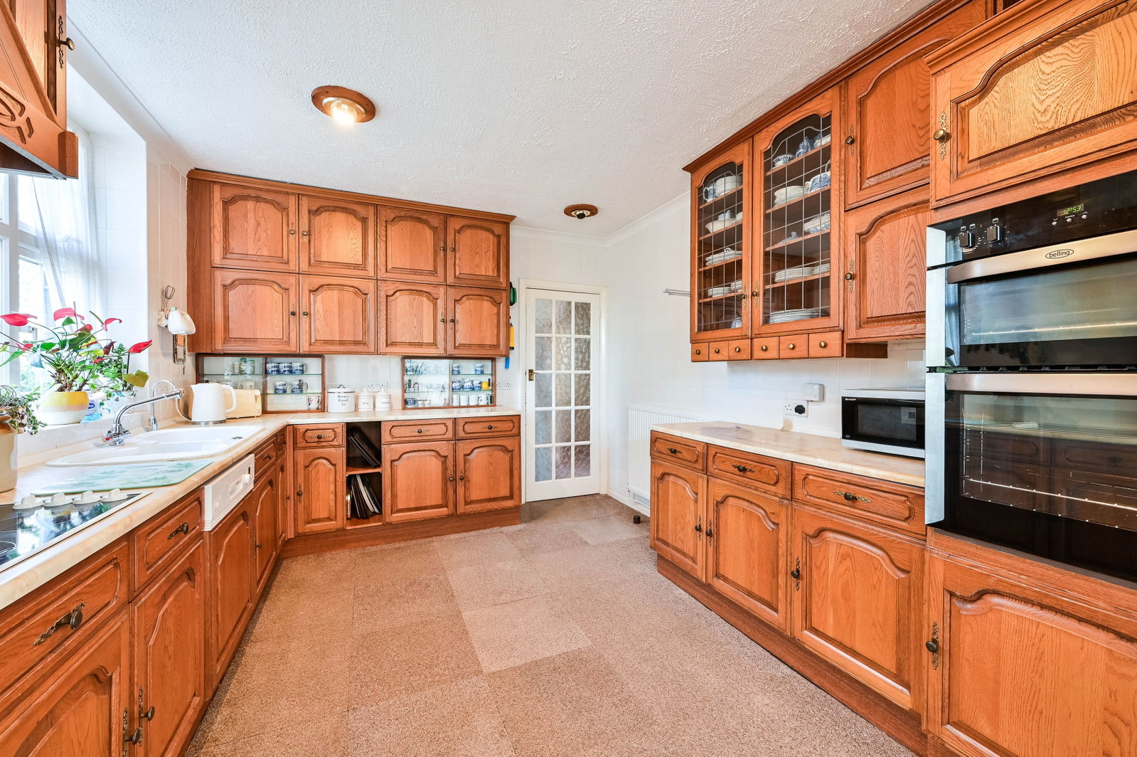 3 bed bungalow for sale in The Park, Bookham  - Property Image 7
