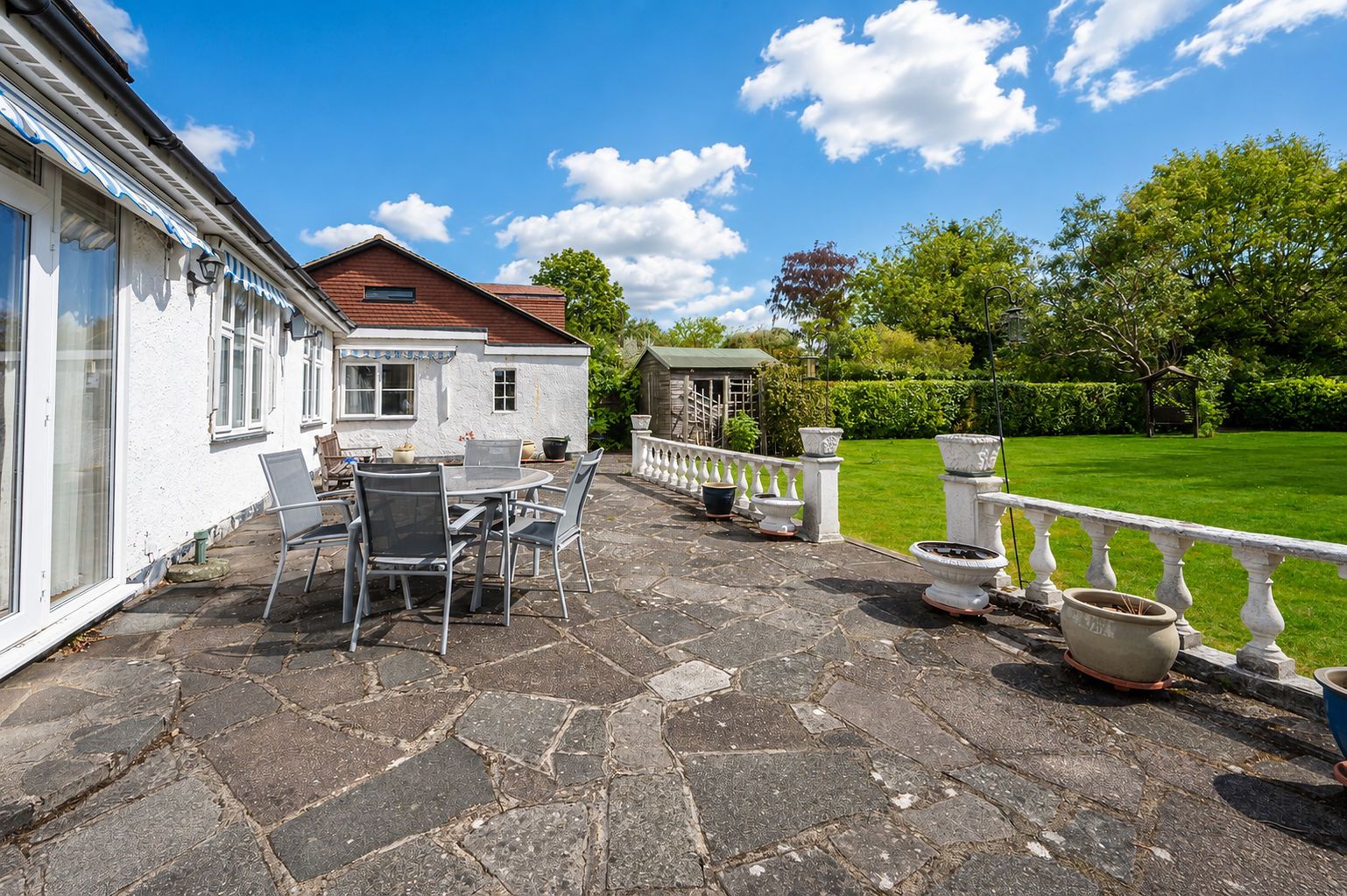 3 bed bungalow for sale in The Park, Bookham  - Property Image 24