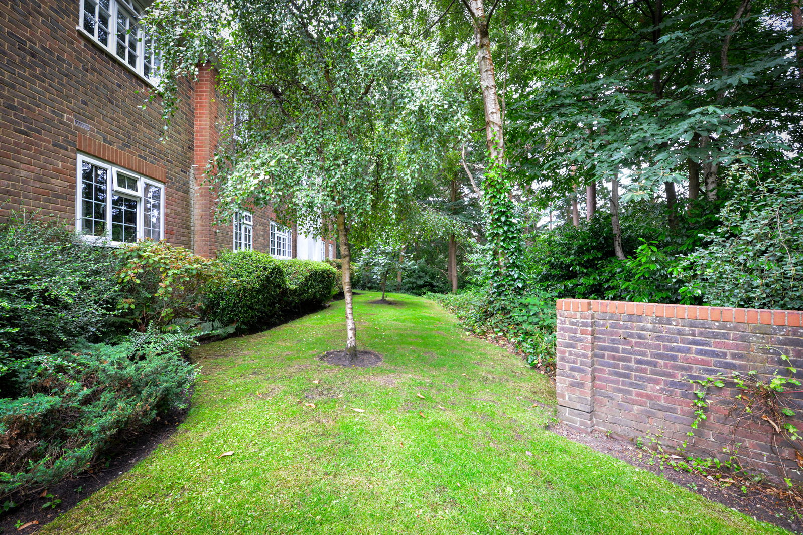 1 bed flat to rent in Fairway Heights, Camberley, GU15  - Property Image 14