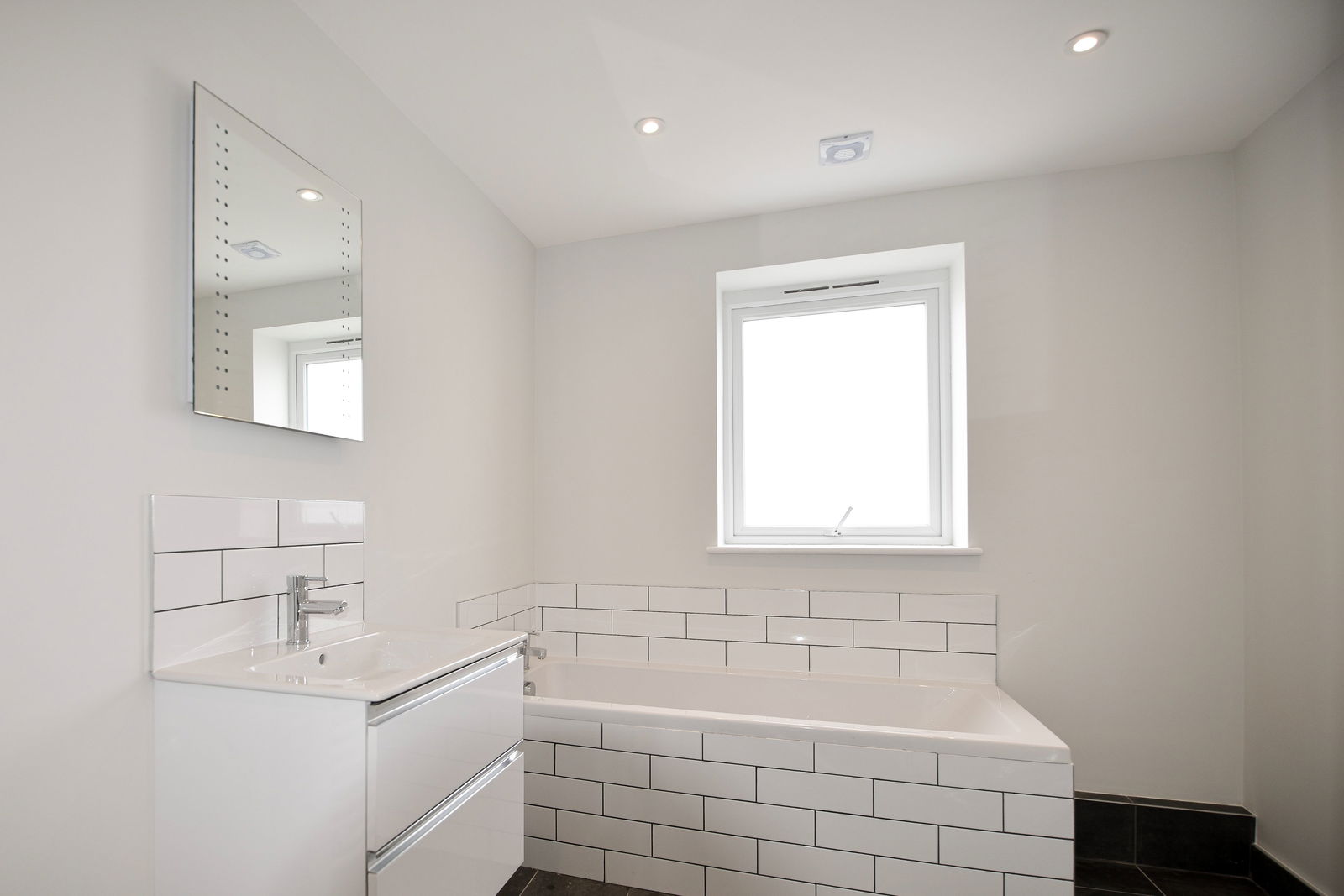 4 bed detached house to rent, Alfold 12