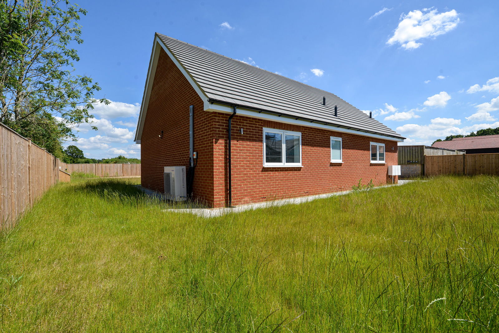 4 bed detached house to rent, Alfold  - Property Image 3