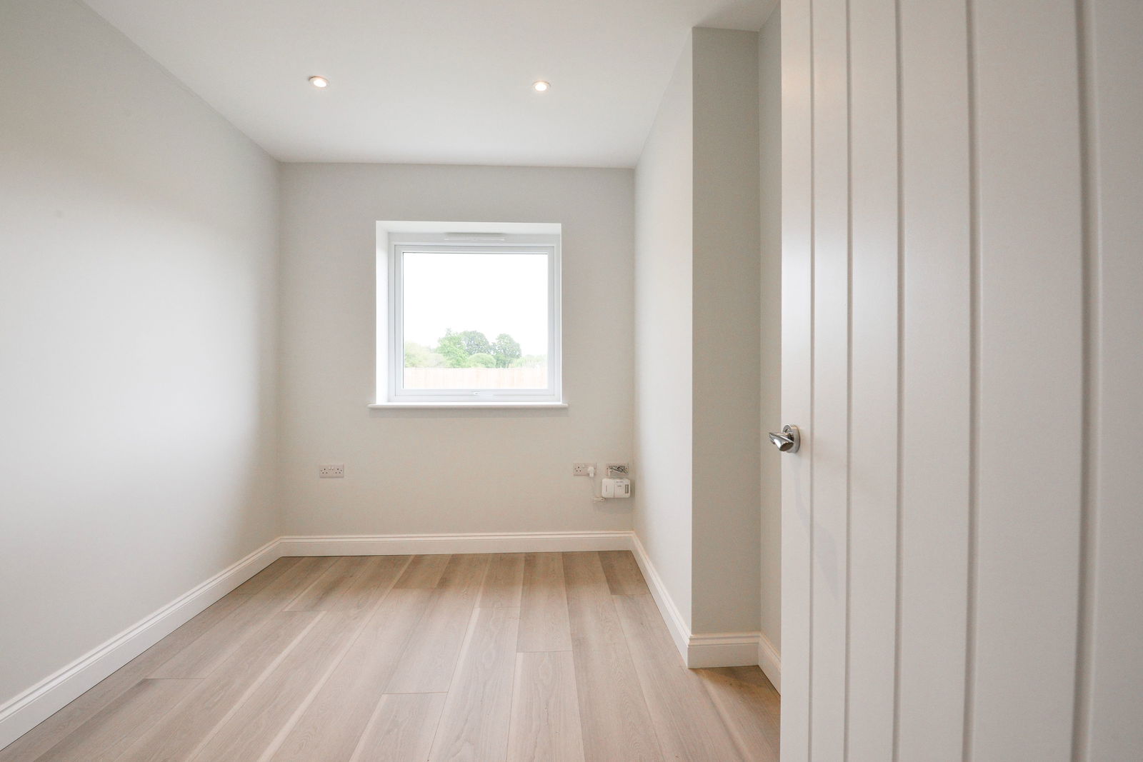 4 bed detached house to rent, Alfold 9