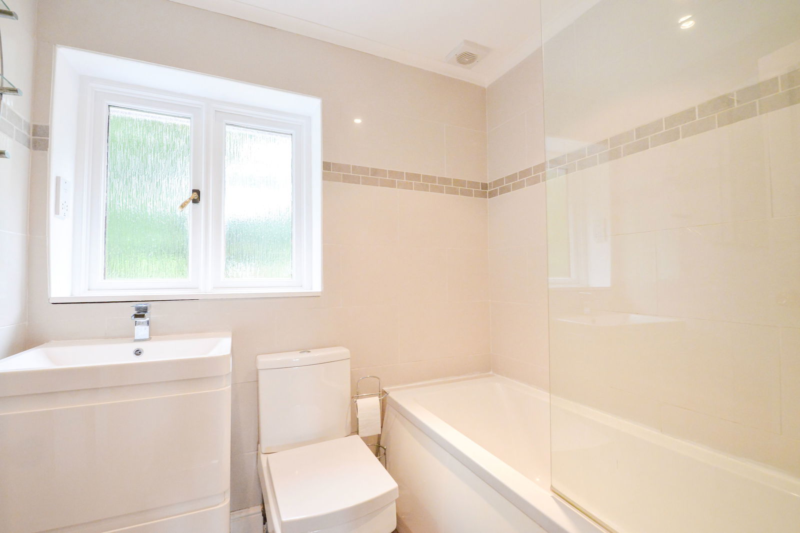 3 bed semi-detached house to rent in Newenham Road, Bookham, KT23  - Property Image 14