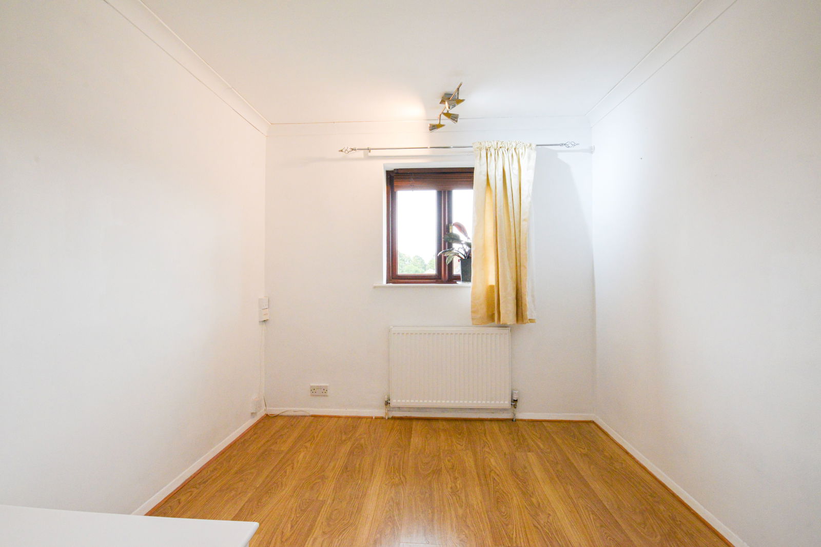 3 bed semi-detached house to rent in Newenham Road, Bookham, KT23  - Property Image 15