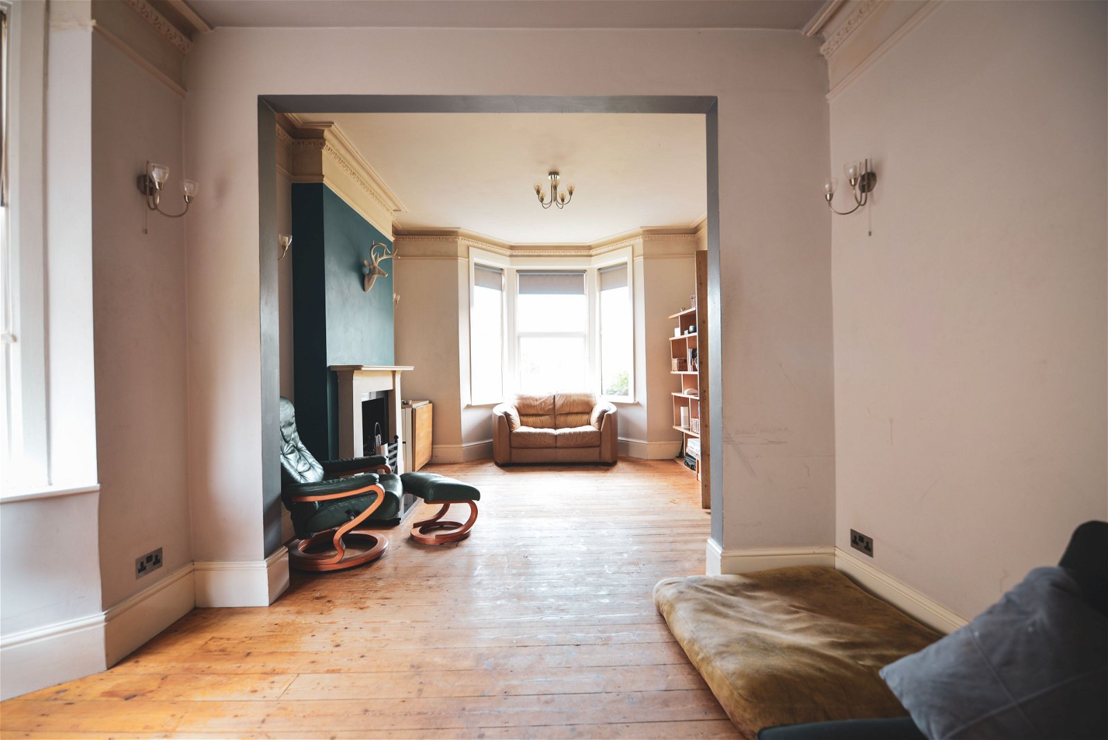 4 bed semi-detached house for sale in Carshalton Road, Sutton, SM5 3PZ  - Property Image 2