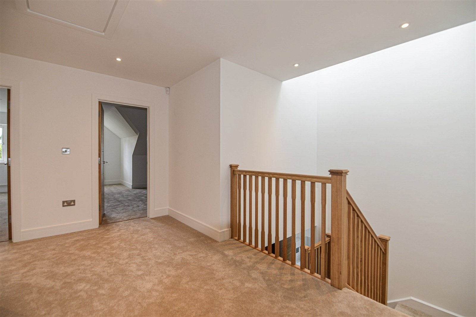 5 bed detached house for sale in Coach Road, Chertsey 19