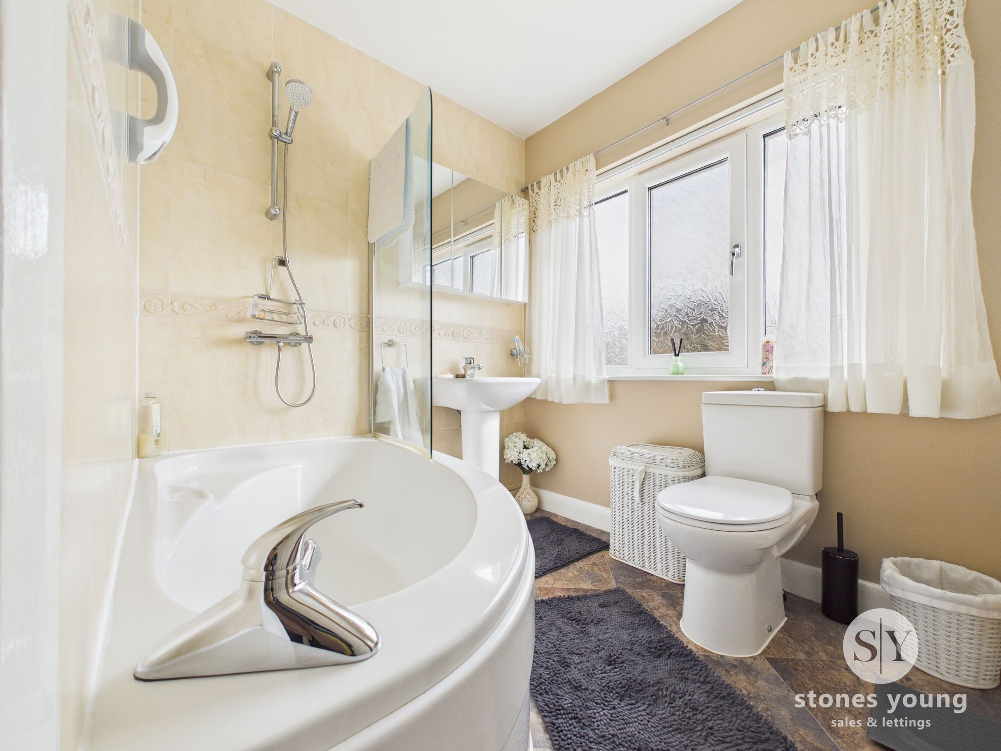 3 bed detached house for sale in Walden Road, Blackburn, BB1 (ref ...