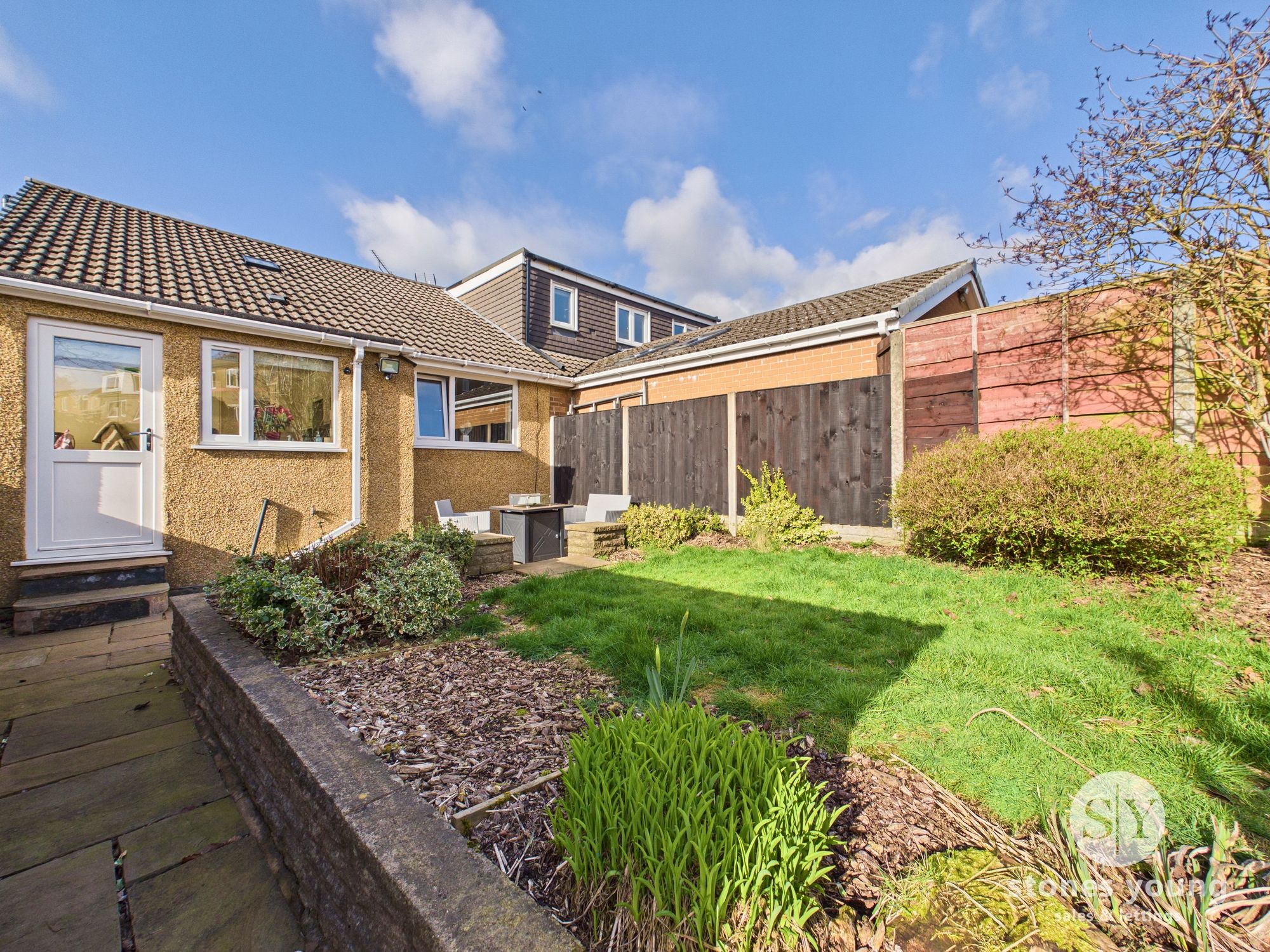 2-bed-bungalow-for-sale-in-woodlands-avenue-blackburn-bb2-ref