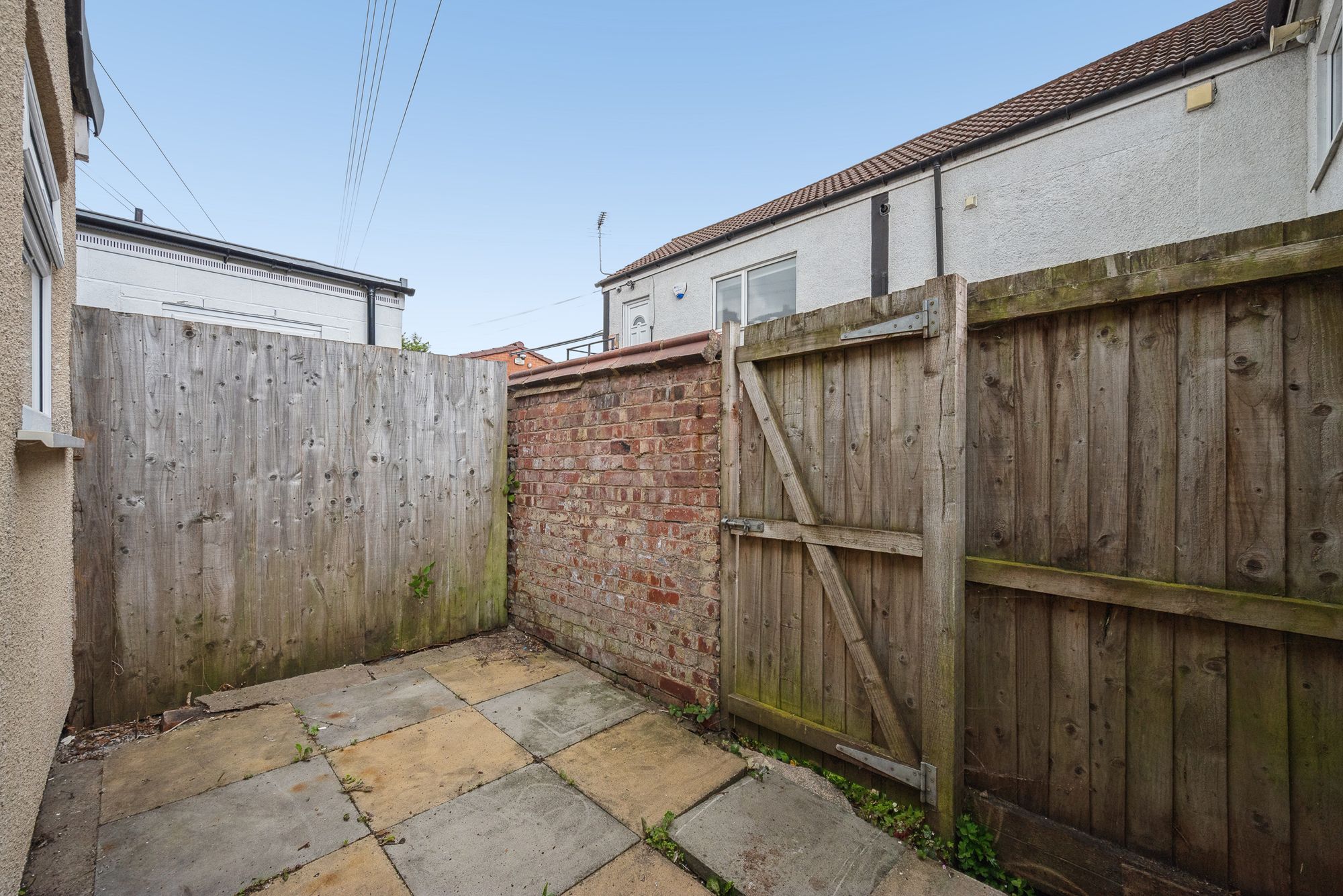 2 bed terraced house for sale in Manchester Road, Manchester 13