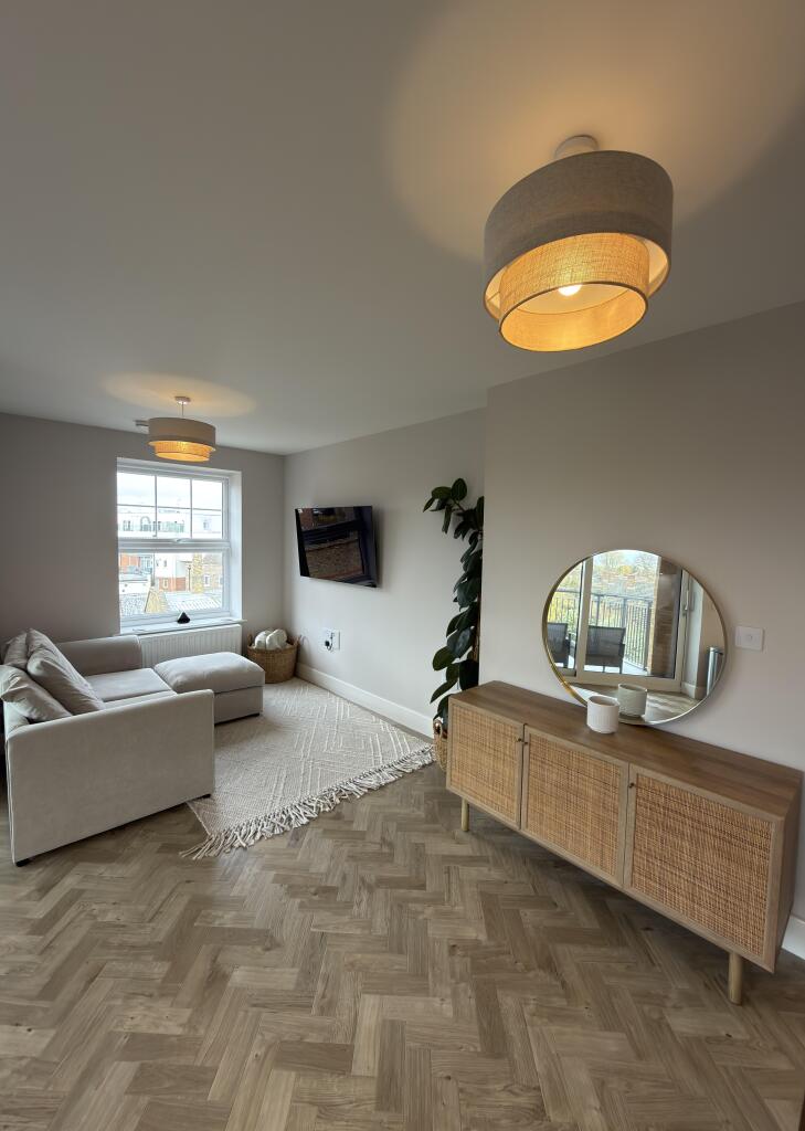 2 bed flat to rent in Sidcup Hill, Sidcup 2