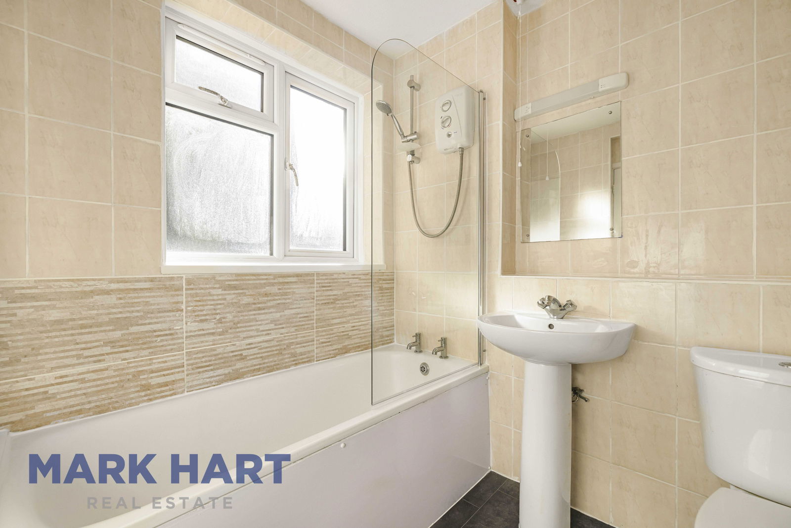 2 bed flat to rent in Harton Street, London  - Property Image 8