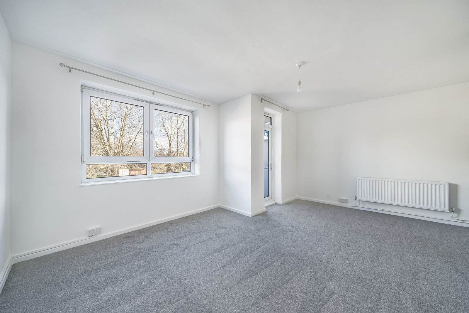 3 bed flat to rent in Idonia Street, London 5