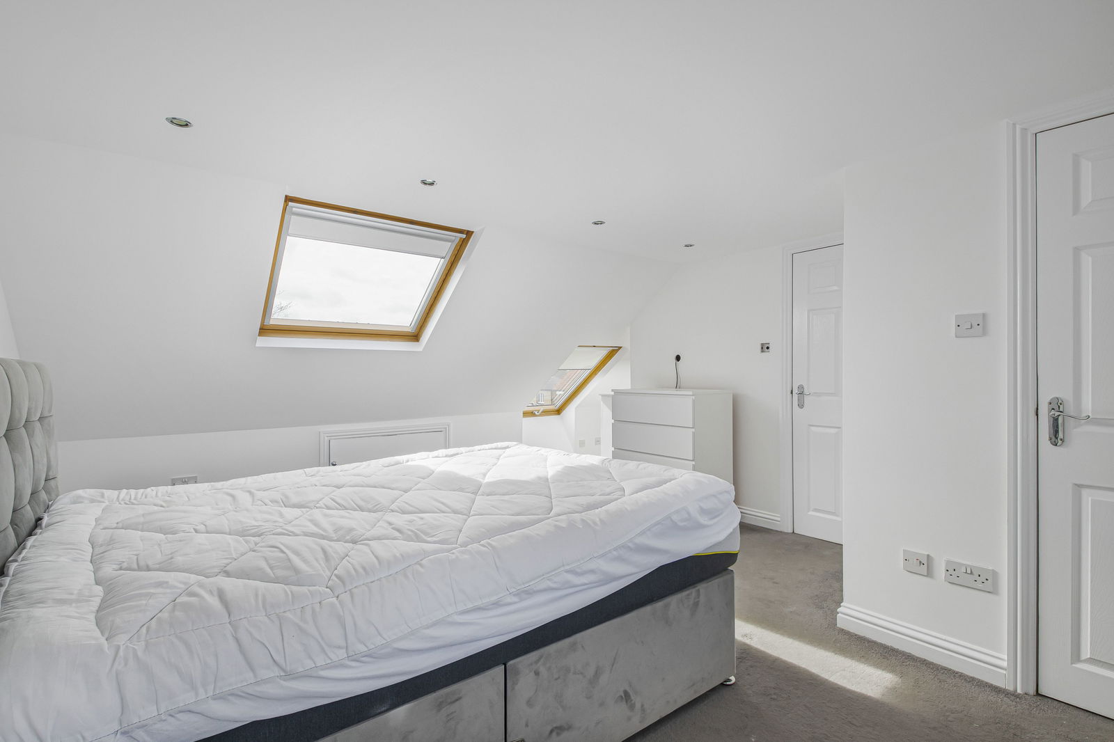 4 bed semi-detached house to rent in Elsa Road, Welling 14