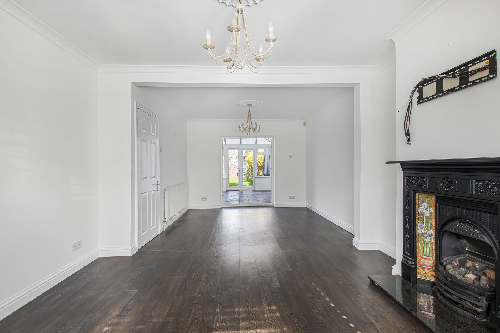 4 bed semi-detached house to rent in Elsa Road, Welling 3