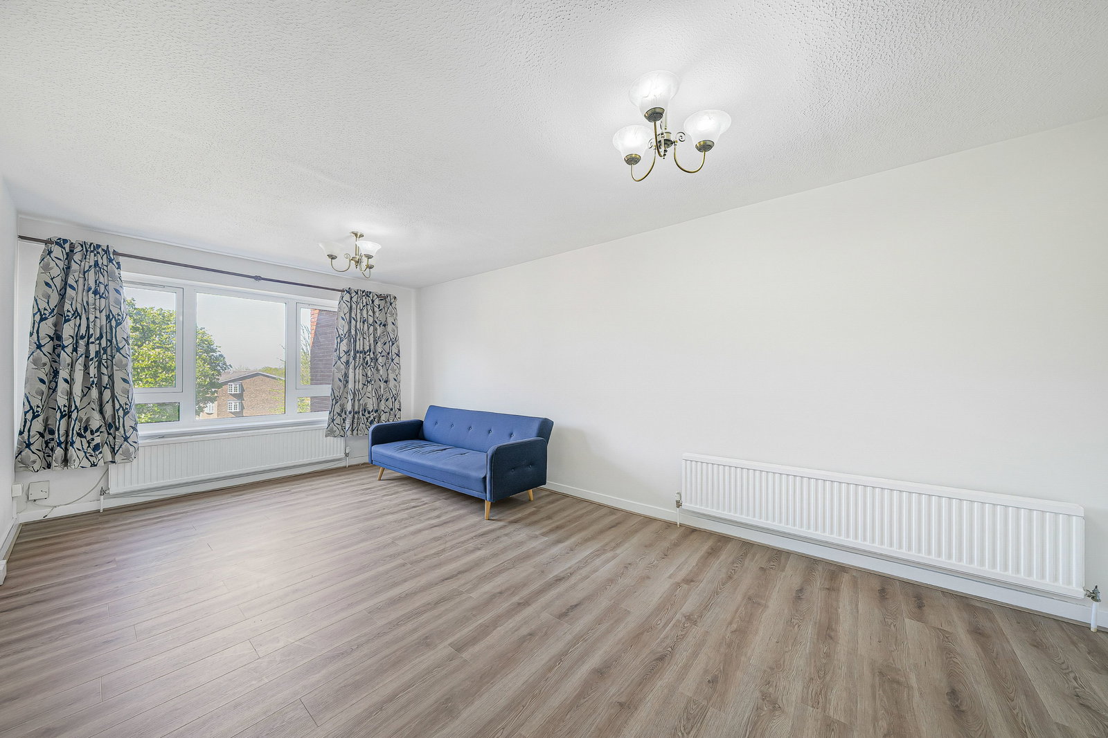 2 bed flat to rent in Whitehaven Close, Bromley  - Property Image 4