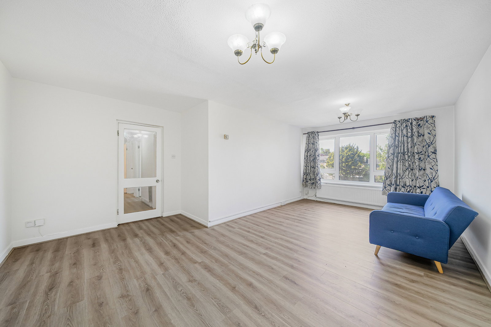 2 bed flat to rent in Whitehaven Close, Bromley  - Property Image 5