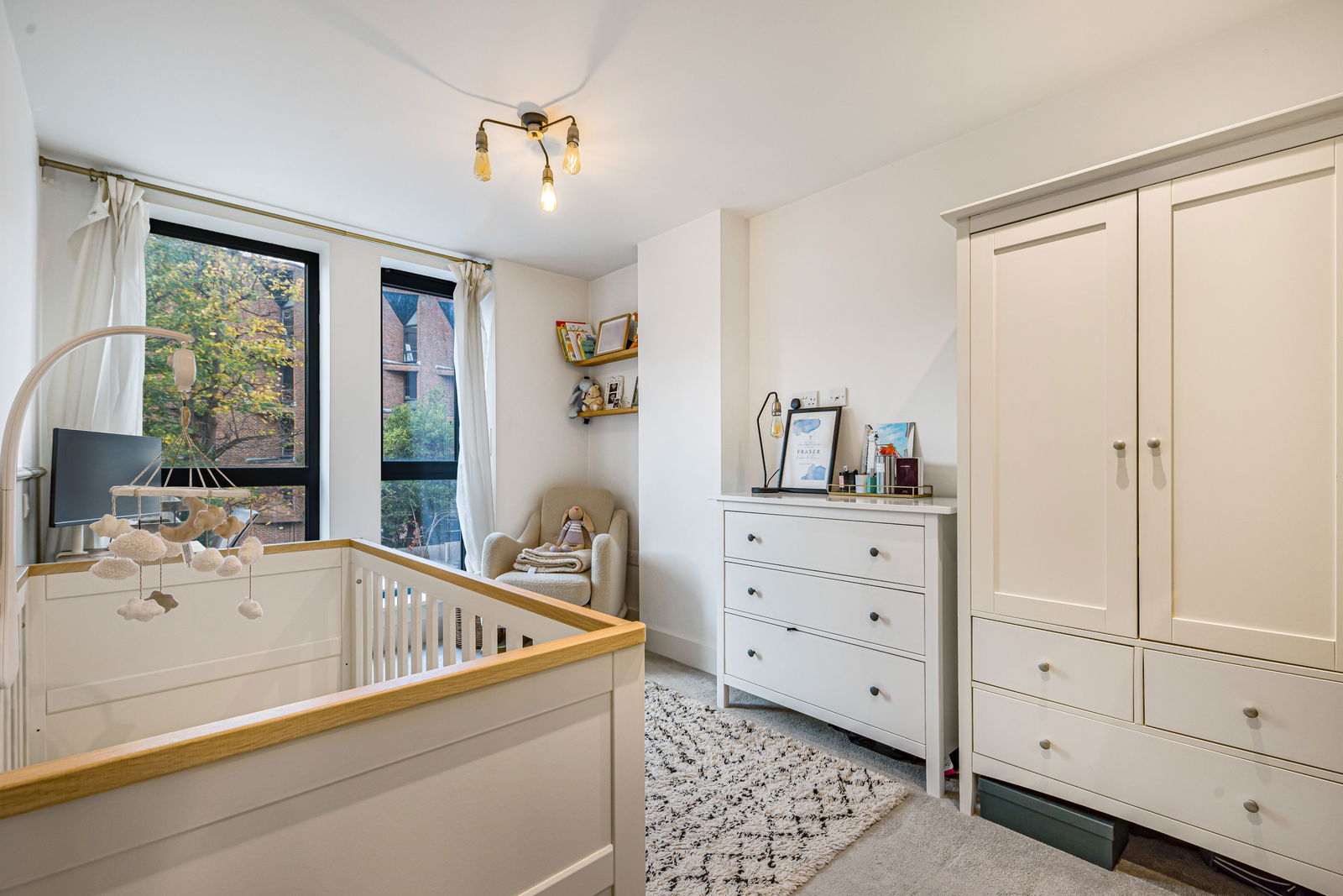 2 bed flat for sale in Homesdale Road, Bromley 10