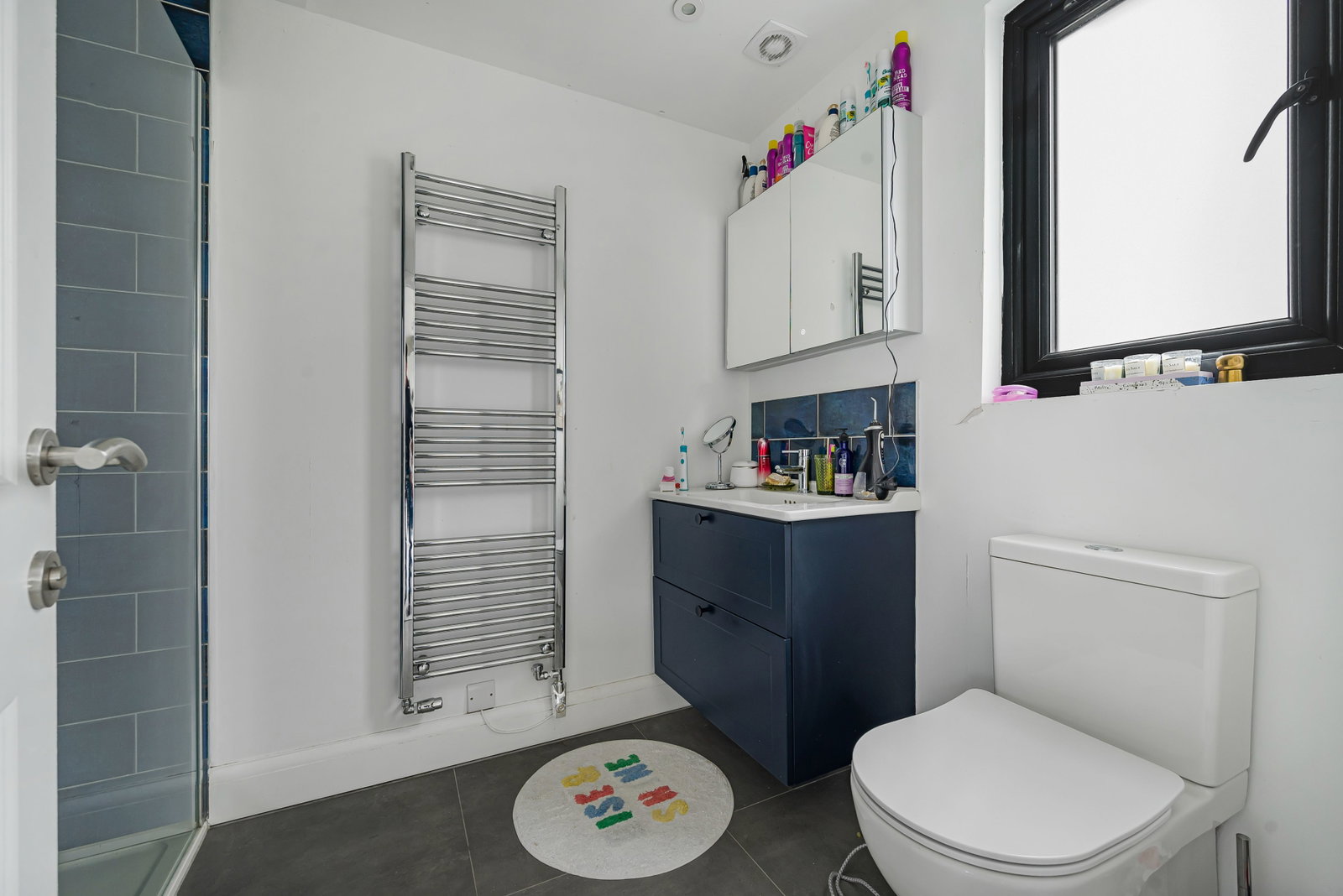 4 bed terraced house to rent in Wickham Chase, West Wickham 15