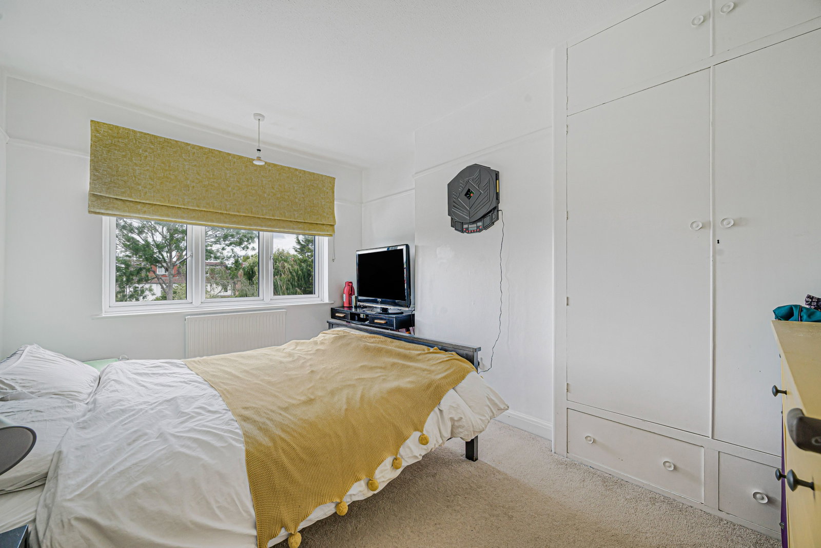 4 bed terraced house to rent in Wickham Chase, West Wickham  - Property Image 8