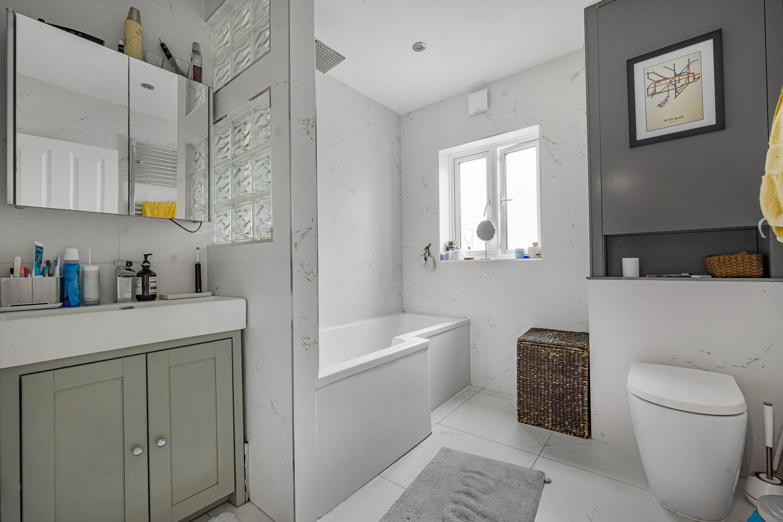 4 bed terraced house to rent in Wickham Chase, West Wickham 12