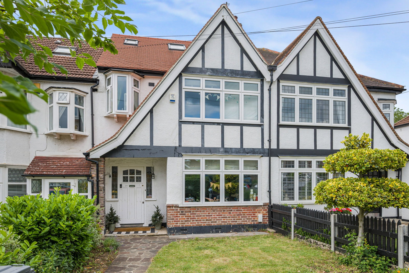 4 bed terraced house to rent in Wickham Chase, West Wickham - Property Image 1