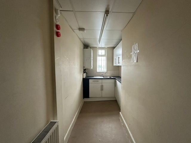 Office to rent in Rye Lane, London 5