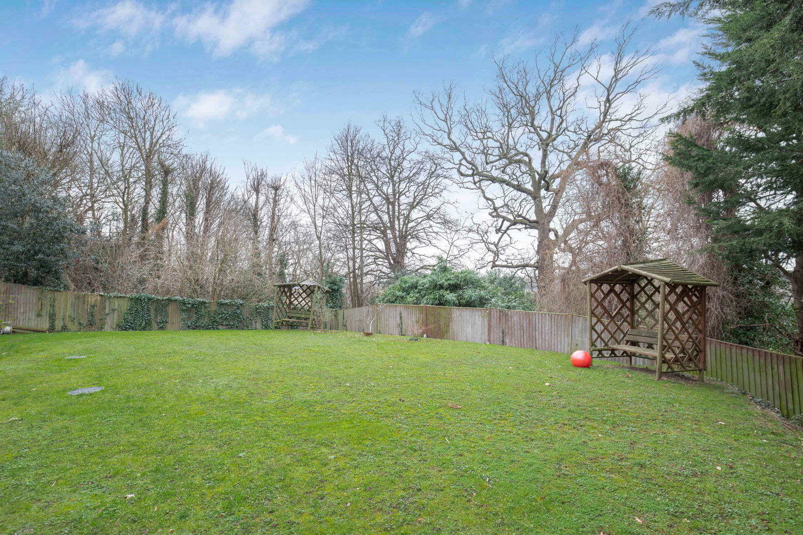 2 bed flat for sale in Beckenham Lane, Bromley 10