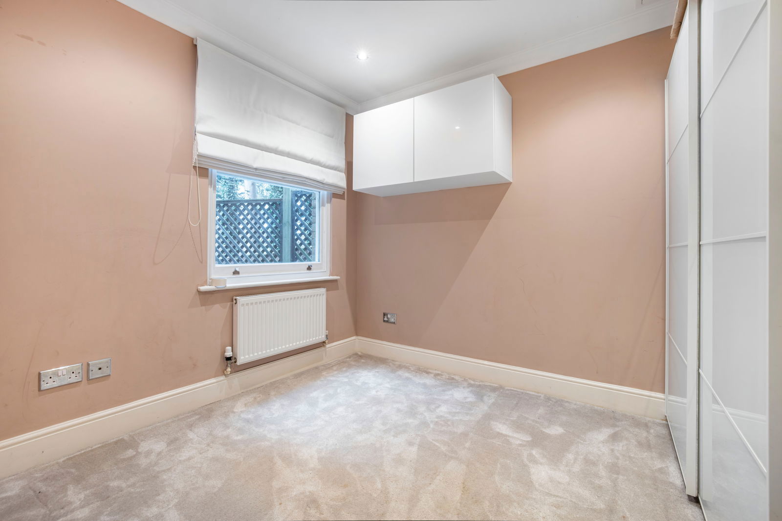 2 bed flat for sale in Beckenham Lane, Bromley 6