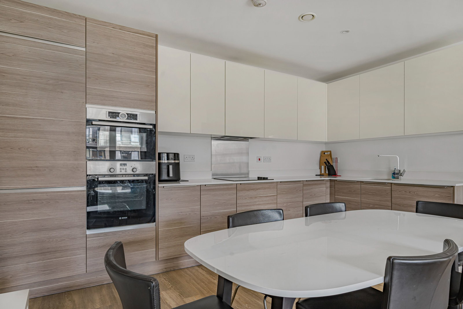 3 bed flat to rent in Ashton Reach, London 2