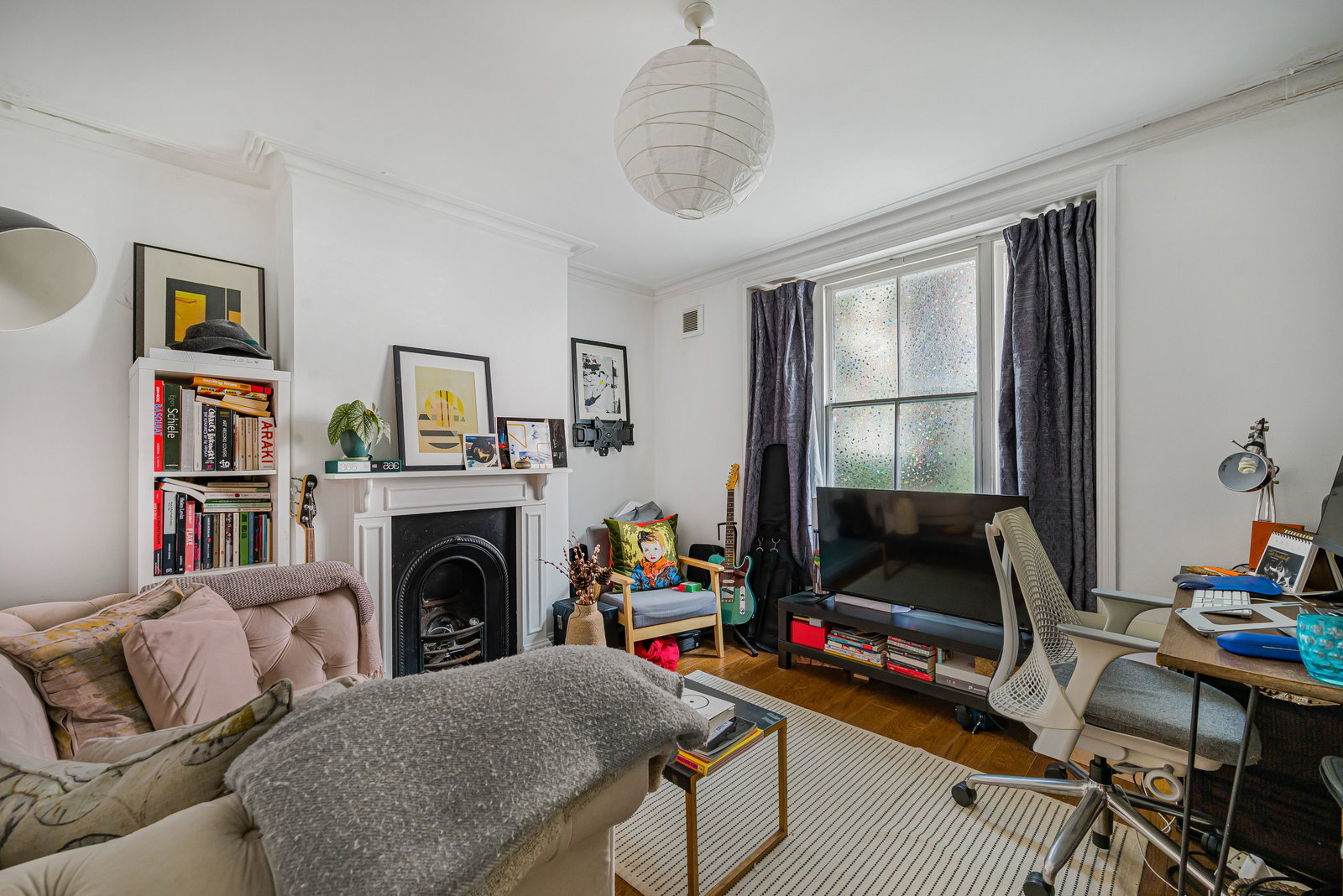 1 bed flat for sale in Glengall Road, London 3