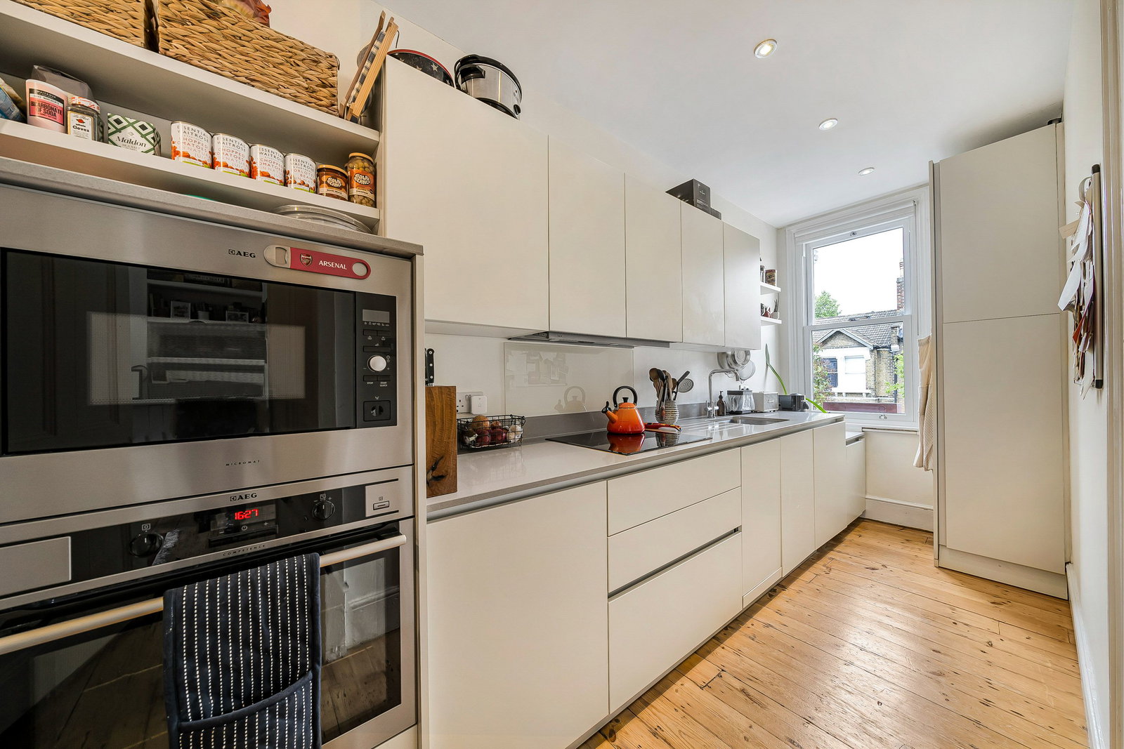 2 bed flat for sale in Ivydale Road, London  - Property Image 4