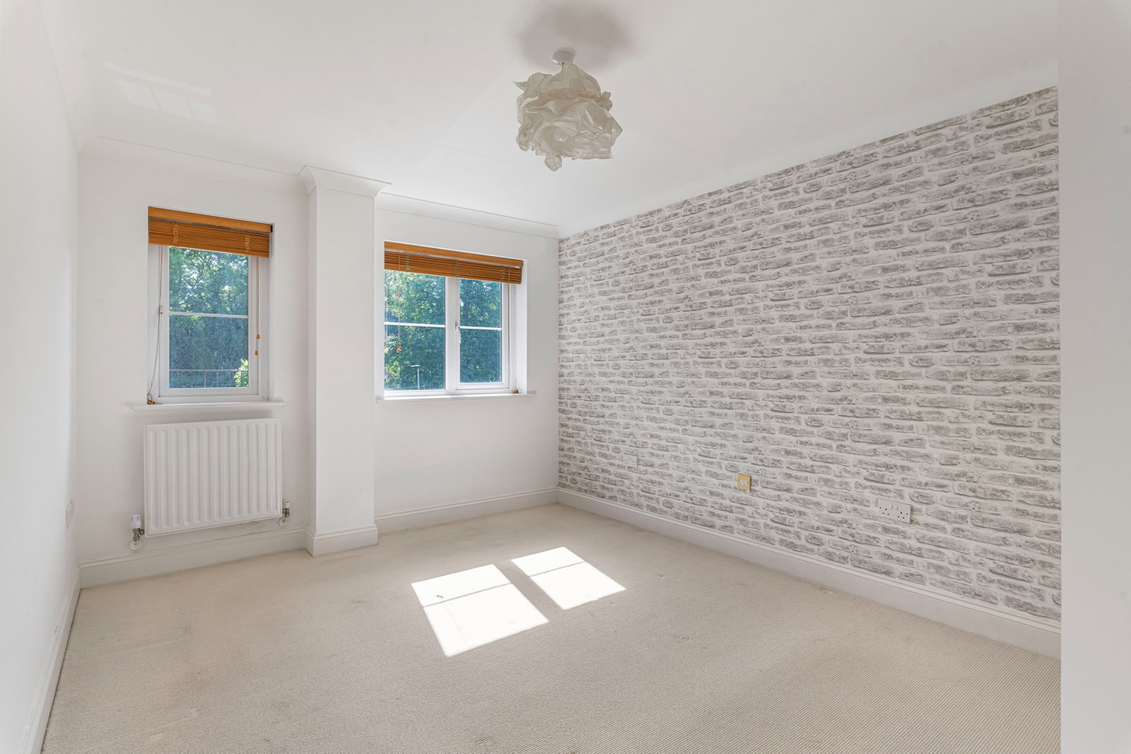 3 bed flat for sale in Westmoreland Road, Bromley 5