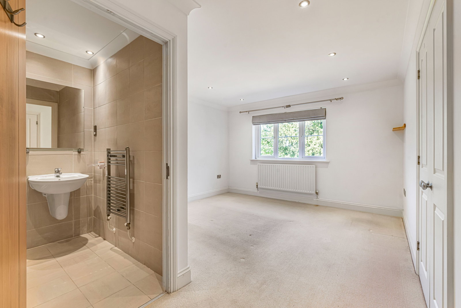 3 bed flat for sale in Westmoreland Road, Bromley 6