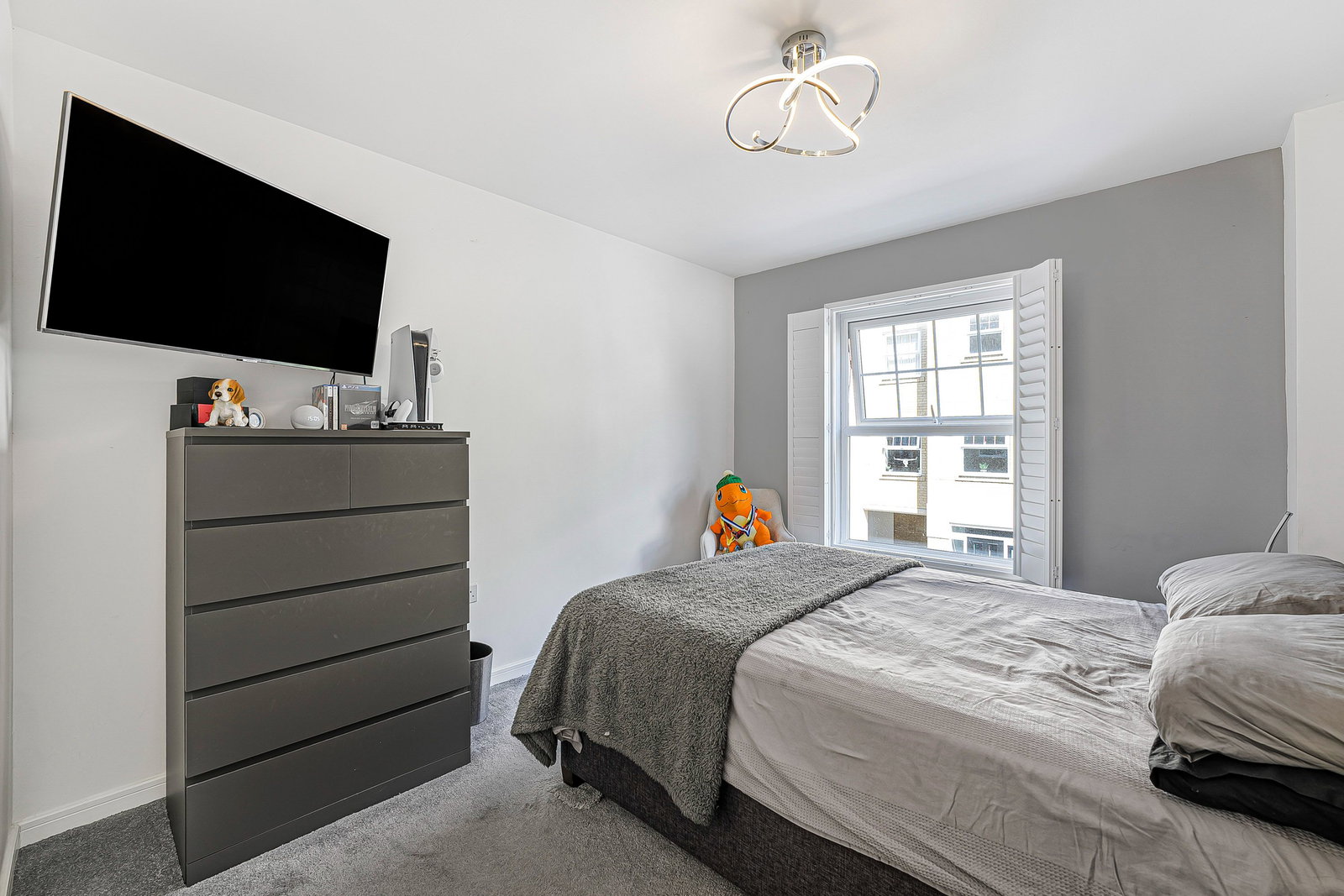 2 bed flat for sale in Renwick Drive, Bromley 11