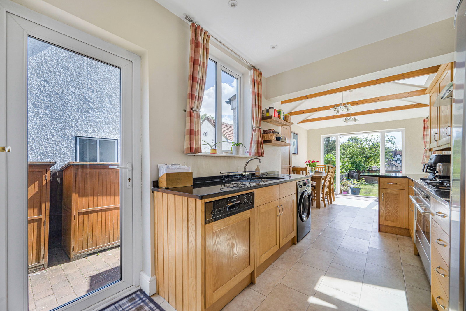 3 bed semi-detached house for sale in Hastings Road, Bromley  - Property Image 6