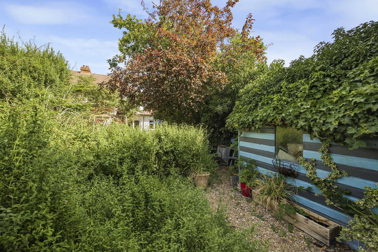 3 bed semi-detached house for sale in Alexander Close, Bromley 21