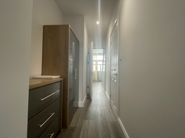 1 bed house share to rent in Torridon Road, London 3