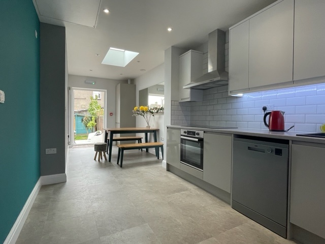 1 bed house share to rent in Torridon Road, London  - Property Image 1
