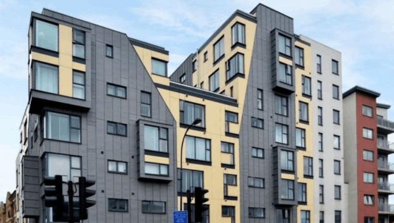 Studio flat to rent in Lewisham High Street, London 6