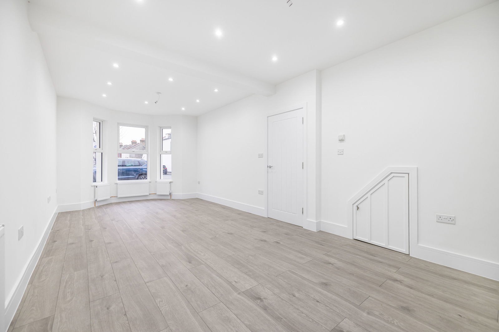 4 bed semi-detached house to rent in Southlands Road, Bromley 4
