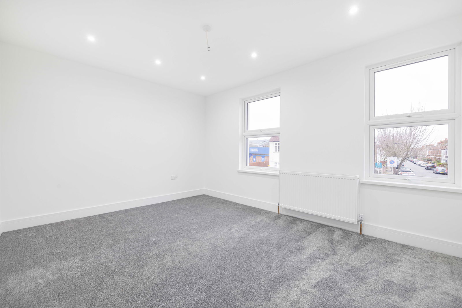 4 bed semi-detached house to rent in Southlands Road, Bromley 7