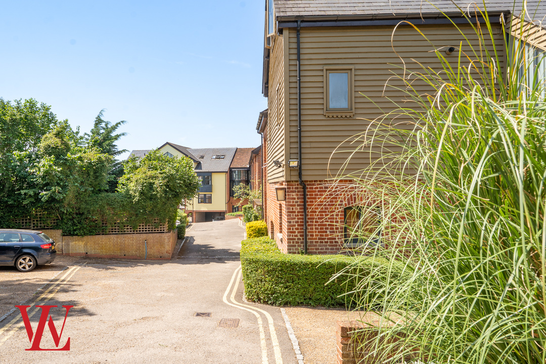2 bed apartment for sale in Percival Court, Stansted Road, Bishop's Stortford, Hertfordshire 17