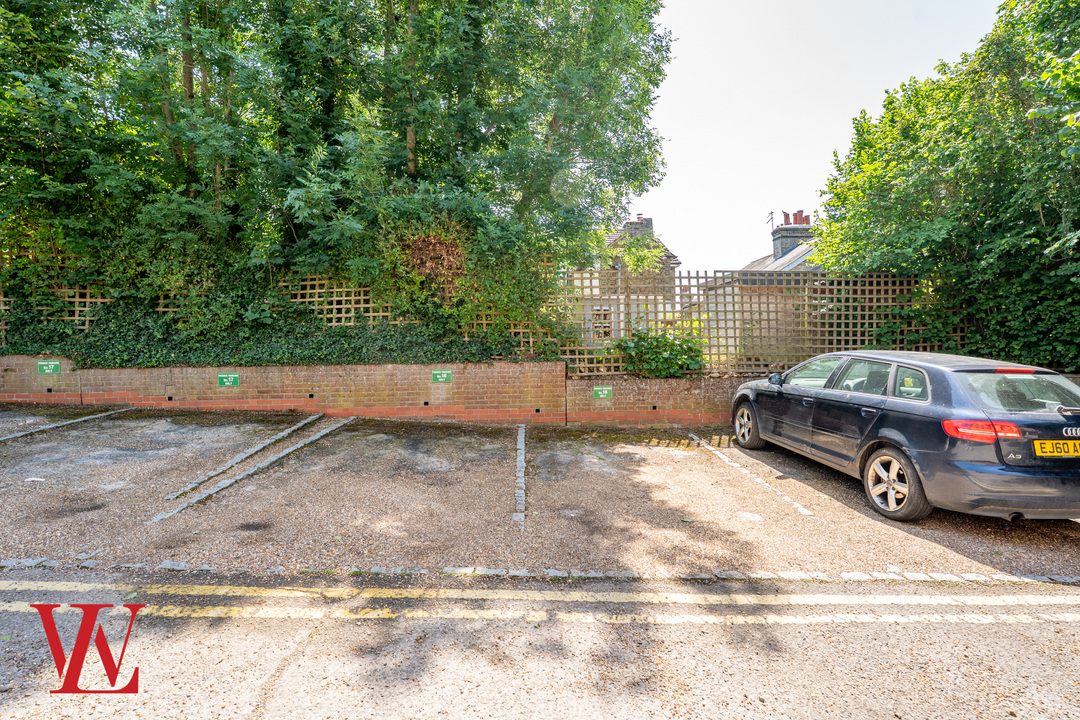 2 bed apartment for sale in Percival Court, Stansted Road, Bishop's Stortford, Hertfordshire  - Property Image 20