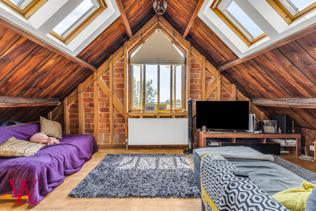 2 bed apartment for sale in Percival Court, Stansted Road, Bishop's Stortford, Hertfordshire  - Property Image 8
